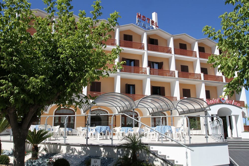 Hotel Talao Скалеа Екстериор снимка